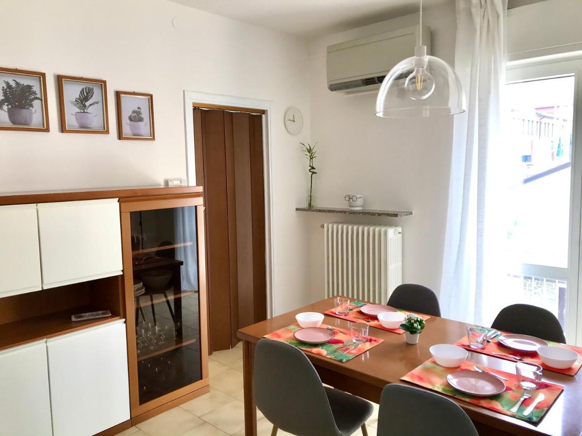 Iuli Lake Home Tra Lago E Montagna Olginate Extérieur photo